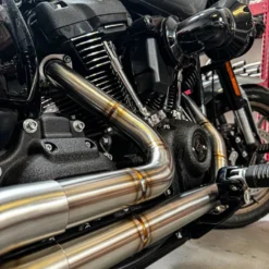 SP Concepts Mid Length Elsinore Exhaust For Harley Davidson M8 Softail 2018-Up -Maxima Store 109 0458SPConceptsMidLengthElsinoreExhaustforHarleyDavidsonM8Softail2018 Up.webp4