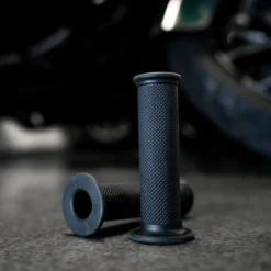 Bear Grips - Motorcycle Grips By: @cbearstunts 10 Bear Grips - Motorcycle Grips By: @cbearstunts -Maxima Store bear3