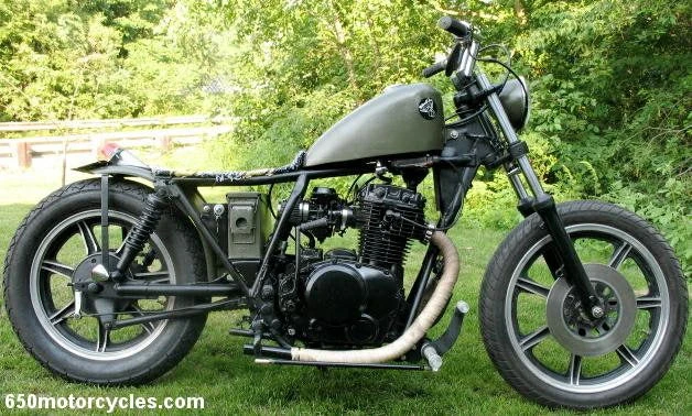 TC Bros. Yamaha XS400 Forward Controls 4 TC Bros. Yamaha XS400 Forward Controls - Image 2